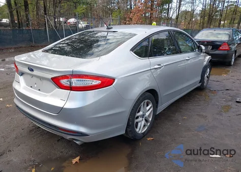 2014 Ford Fusion Se z USA, uszkodzony, nr VIN 3FA6P0H77ER304222